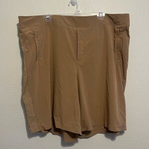 Athleta Women’s Brooklyn Bermuda Shorts 9” Inseam Stretch Pull On Brown Khaki 24